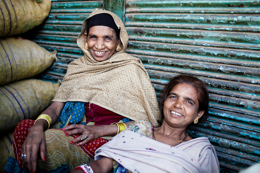 Back in Beautiful India | The Streets of Delhi - Carmen and Ingo ...